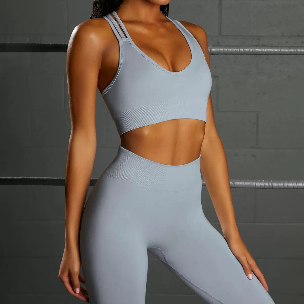 Cross Strap Support Sports Bra - Image 3